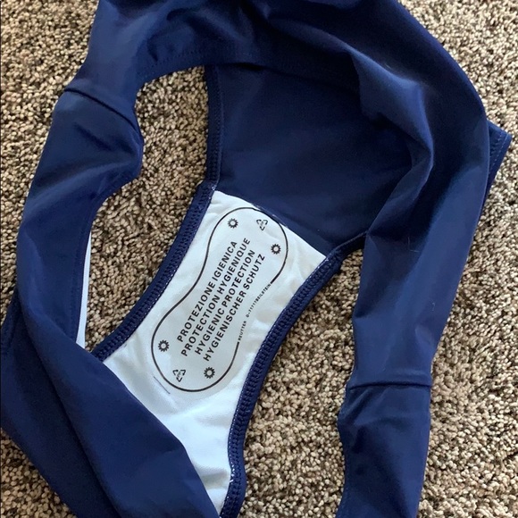 Bikini Bottom - Picture 7 of 7